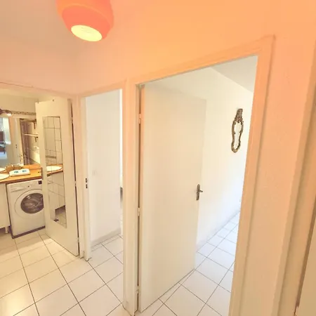Appartement Soleil De Montpellier, Clim, Piscine Et Pkg Privé